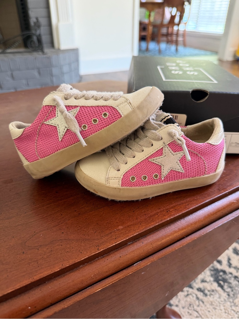 ShuShop Toddler Pink Star Accent Canvas Sneakers